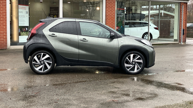 Toyota Aygo X 1.0 VVT-i Edge 5dr Petrol Hatchback